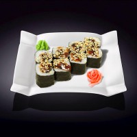 Рол з вугром та огірком